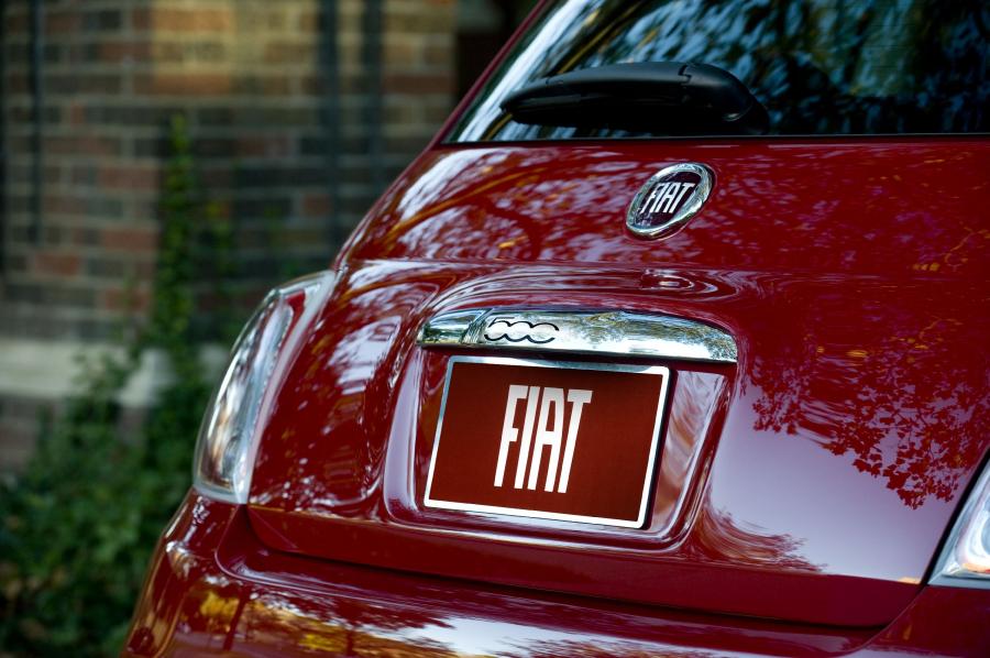  Fiat 500 2010 года  (US) (фото 2 из 13)